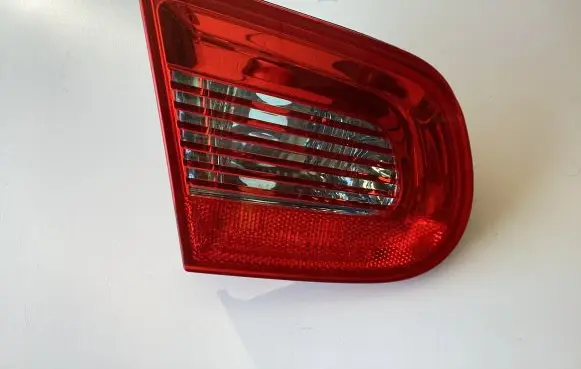 Volkswagen Eos Tailgate rear/tail lights 1Q0945093A TR33 002019