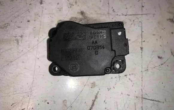 A/C air flow flap actuator/motor