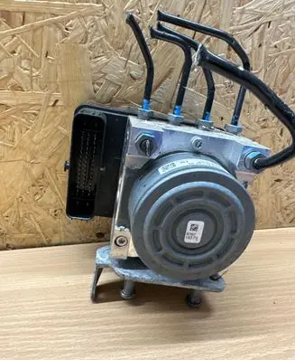 Mercedes-Benz GLC X253 C253 ABS Pump A2539011400 28515654123