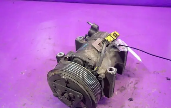 Peugeot 206 CC Air conditioning (A/C) compressor (pump) 