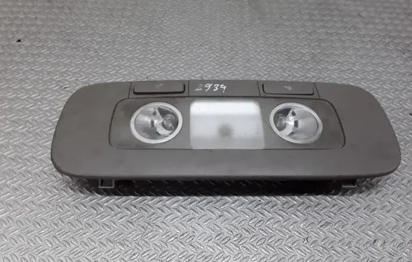 Volkswagen PASSAT B6 Rear seat light