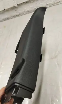 (C) pillar trim