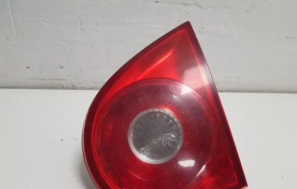 Volkswagen Golf V Tailgate rear/tail lights 1K6945094G 89031778