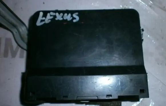 Lexus IS 200-300 Cruise control unit/module 8824030280