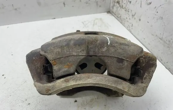 Nissan Primera Front brake caliper