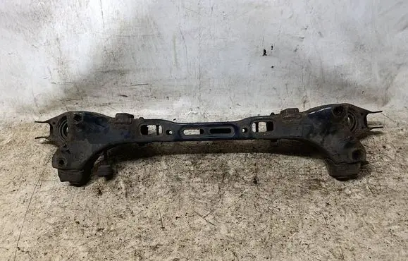 Hyundai i30 Rear subframe 