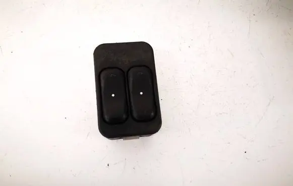 Opel Meriva A Electric window control switch 24409205