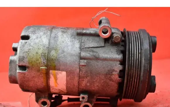 Ford Focus C-MAX Air conditioning (A/C) compressor (pump) 