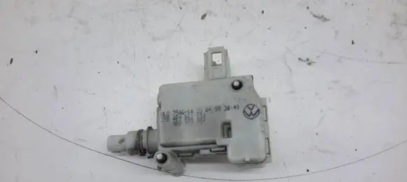 Audi A6 S6 C5 4B Central locking motor 3B0959781 4B9862153