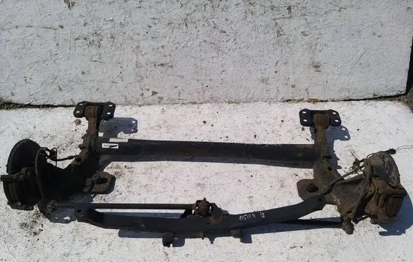 Opel Astra J Rear axle beam 