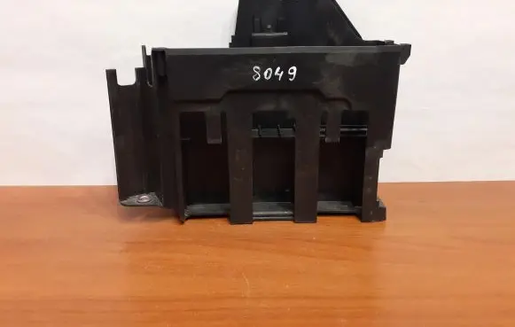 BMW 1 F40 Other engine bay part 8581370 586509