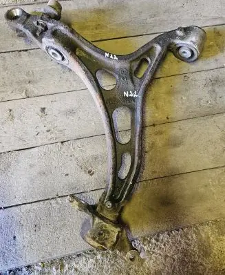 Jeep Grand Cherokee Front lower control arm/wishbone 68022604AD