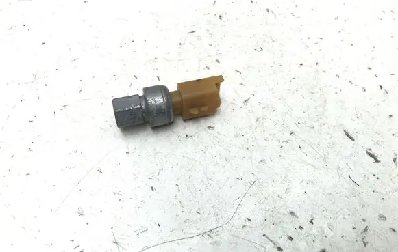 Air conditioning (A/C) pressure sensor