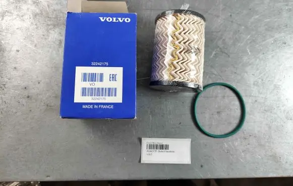Volvo XC90 Fuel filter 32242175 30792514