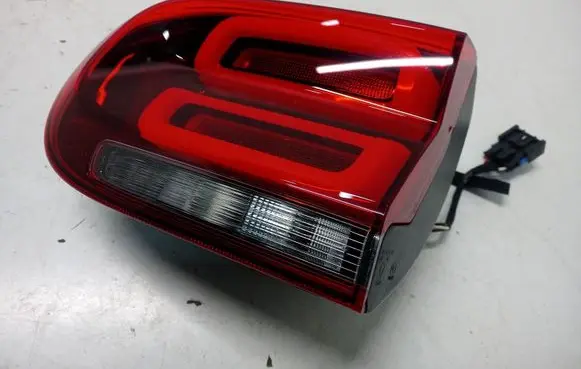 Citroen C5 Aircross Tailgate rear/tail lights 9816931980