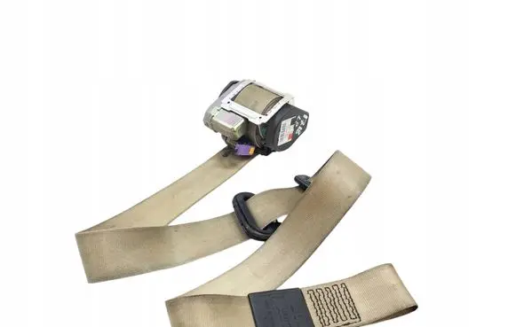 Audi A3 S3 8P Front seatbelt 