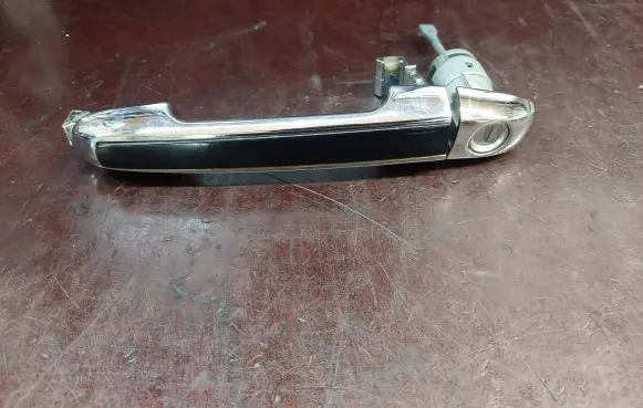 Hyundai Sonata Front door exterior handle