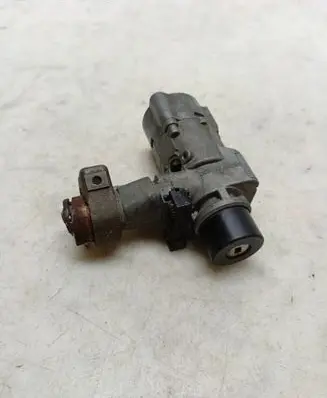 Mercedes-Benz E W124 Ignition lock 1245450114 0105450928 8283