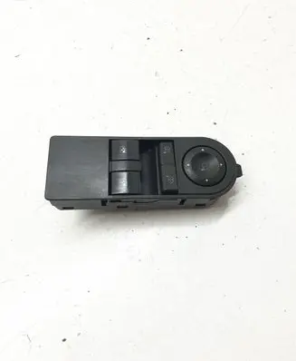 Opel Zafira B Electric window control switch 13228706