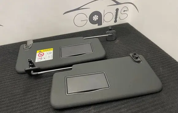 Dodge RAM Sun visor 6CR70TX7AD