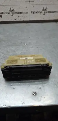 Volkswagen Golf IV Climate control unit 5HB00761702 3B1907044A