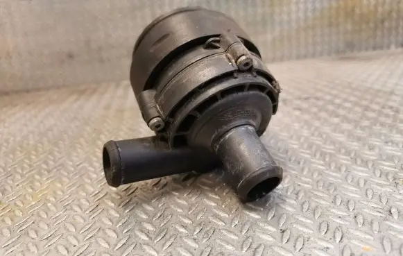 Mercedes-Benz E W211 Electric auxiliary coolant/water pump 2118350264