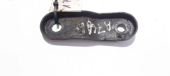 Volkswagen PASSAT B6 Engine mounting bracket