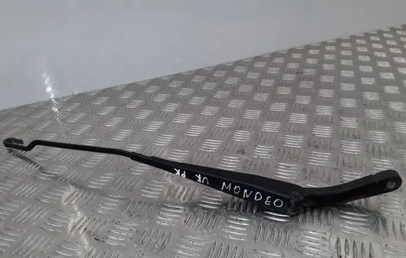 Ford Mondeo Mk III Front wiper blade arm 1S7117526DB 1S7117526 4449