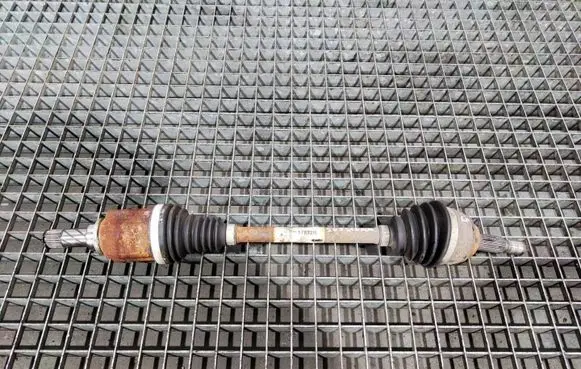 Dacia Sandero II Front driveshaft 391017832R43 391017832R