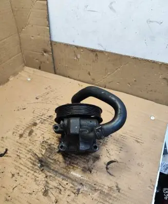 Ford Focus Power steering pump 2AC0403