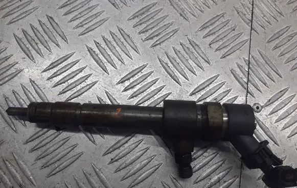 Alfa Romeo 156 Fuel injector 0445110119