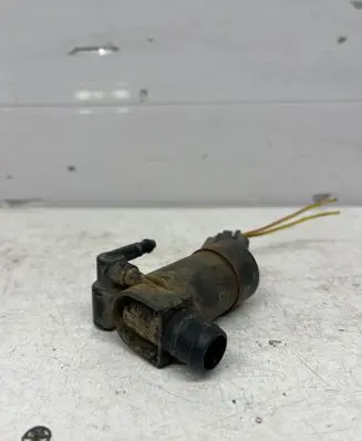 Volvo V70 Windscreen/windshield washer pump 1S7117K624FE T655C