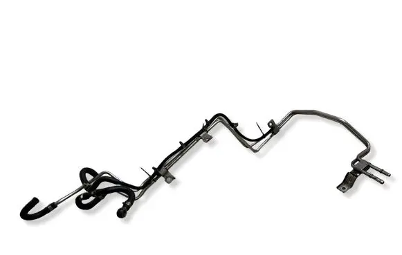 Volvo V70 Fuel line pipe 30757521