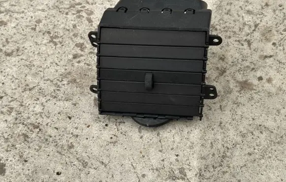 Chrysler Grand Voyager V Dashboard side air vent grill/cover trim 70780XDV 70780002