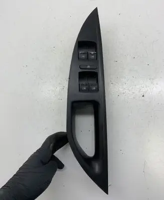Seat Toledo III (5P) Electric window control switch 5P1867171A 156022462 1K4959857