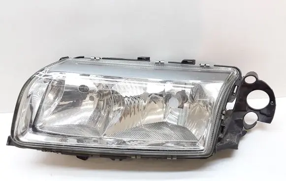 Volvo S80 Headlight/headlamp 8693557