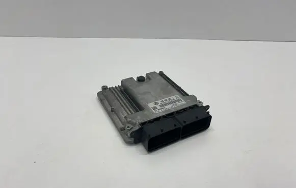 Volkswagen Touareg II Engine control unit/module 7p0907401J 0281018308