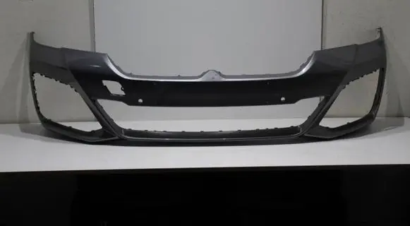 BMW 5 G30 G31 Front bumper 8098644 72758411