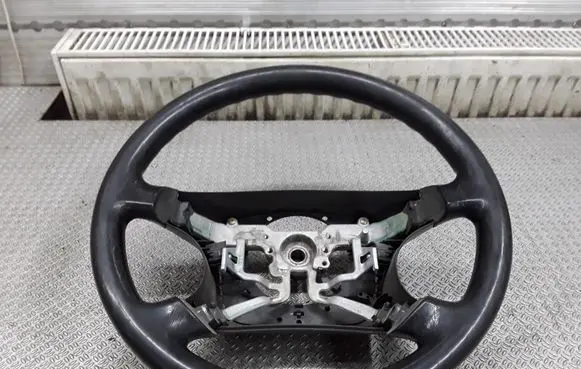 Toyota Avensis Verso Steering wheel