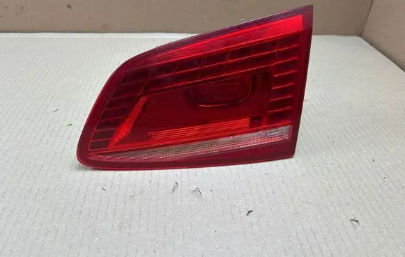 Volkswagen PASSAT B7 Tailgate rear/tail lights 3AF945308D