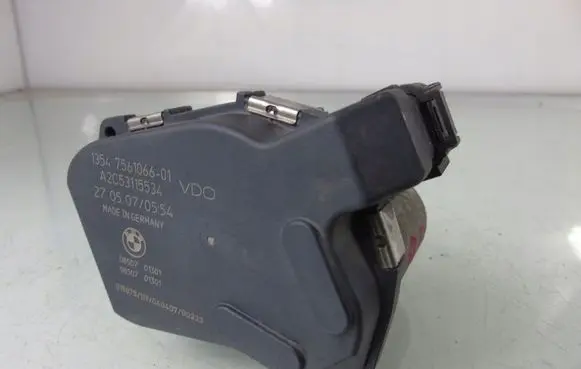 BMW 3 E92 E93 Throttle valve 7561066