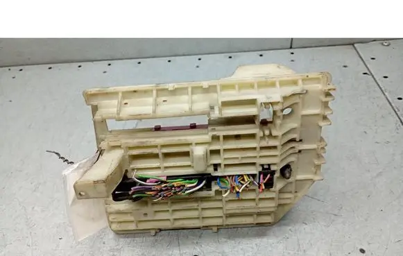 Volvo V70 Engine control unit/module ECU 01275781B