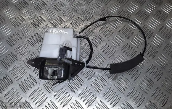 Tailgate/trunk/boot lock/catch/latch