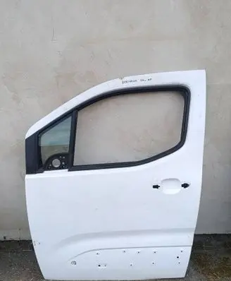 Door (2 Door Coupe)