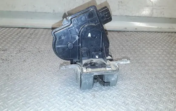 Toyota Verso Tailgate/trunk/boot lock/catch/latch