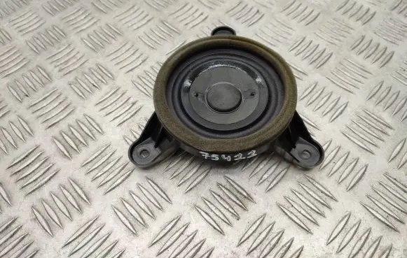 Audi A8 S8 D4 4H Front door speaker 4H0035397