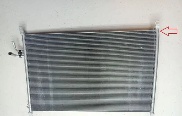 Infiniti M30 A/C cooling radiator (condenser) MANZAI 92100EG000 TAIWAN