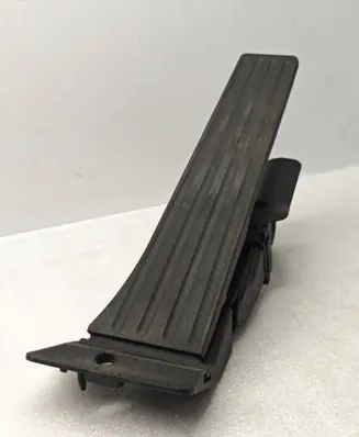 BMW 1 F20 F21 Accelerator throttle pedal 6789529 6PV01043500 12037313DE