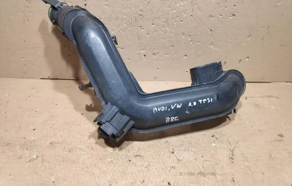 Volkswagen T-Cross Intercooler hose/pipe 04C.