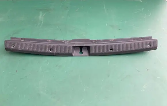 Toyota Corolla E110 Trunk/boot sill cover protection 6471613110